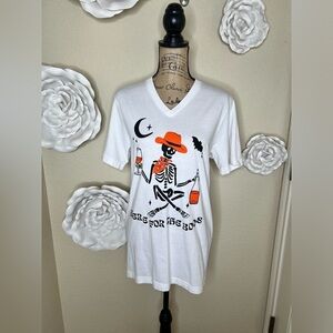 Oliver & Otis Cowgirl Skeleton “Here for the boos” White T Shirt Size M